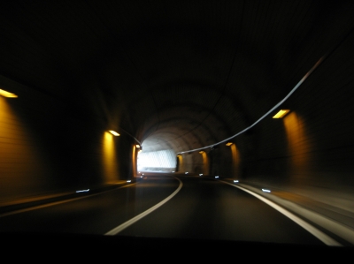 Tunnel 2
